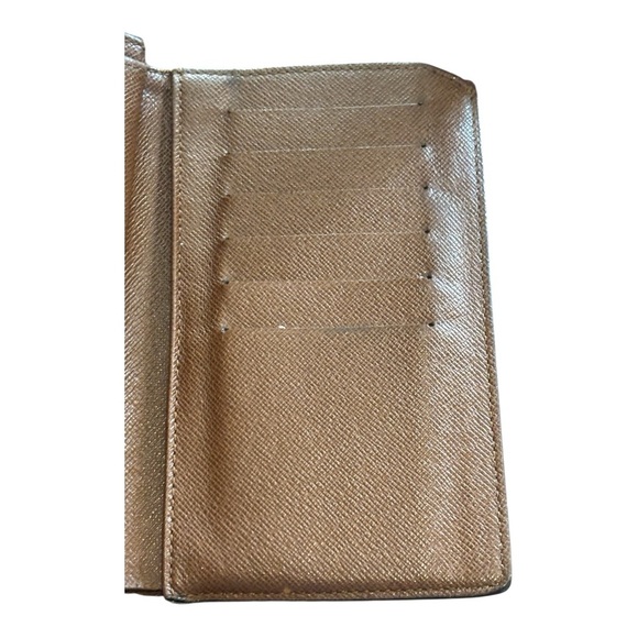 Louis Vuitton Monogram Alexandra Wallet – Classic Trifold - Picture 7 of 12